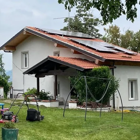 Franca Casa Immersa Nel Verde