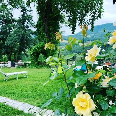 Franca Casa Immersa Nel Verde *