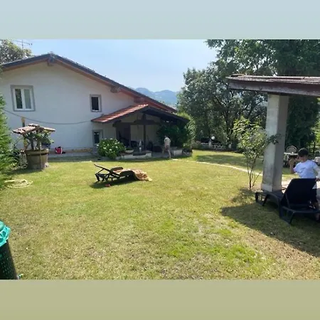 Franca Casa Immersa Nel Verde *