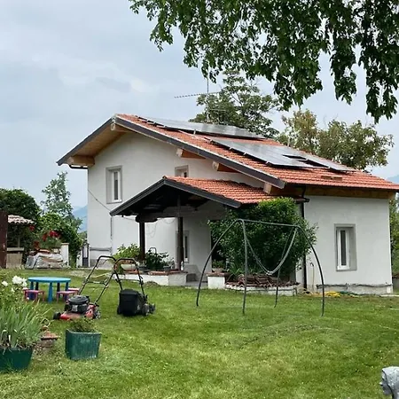 Franca Casa Immersa Nel Verde