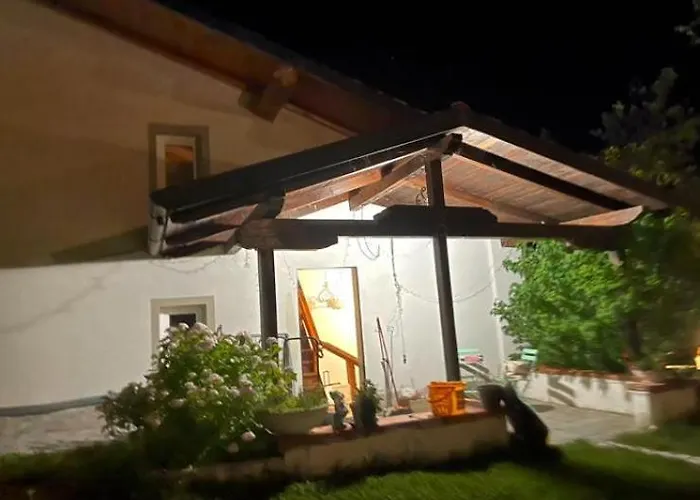 Franca Casa Immersa Nel Verde Dom wakacyjny *