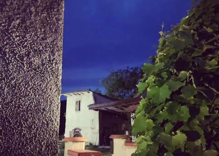 Franca Casa Immersa Nel Verde * Villa d'Aiano