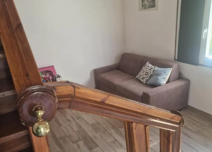 Franca Casa Immersa Nel Verde *