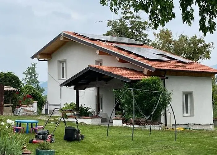 Franca Casa Immersa Nel Verde